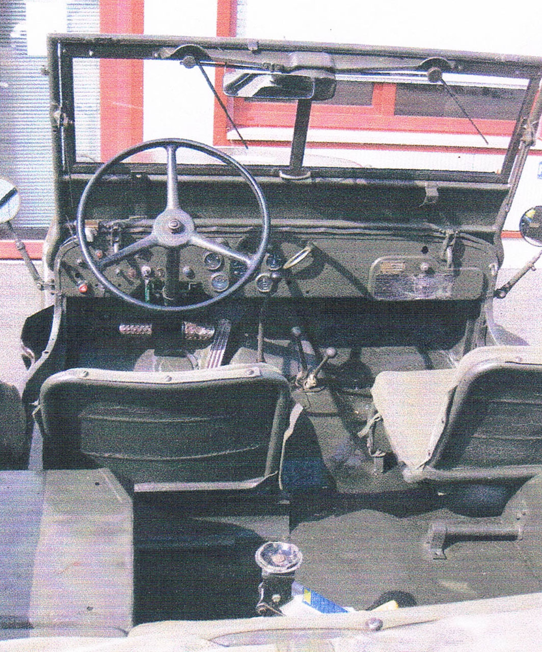 WILLYS Hotchkiss M 201