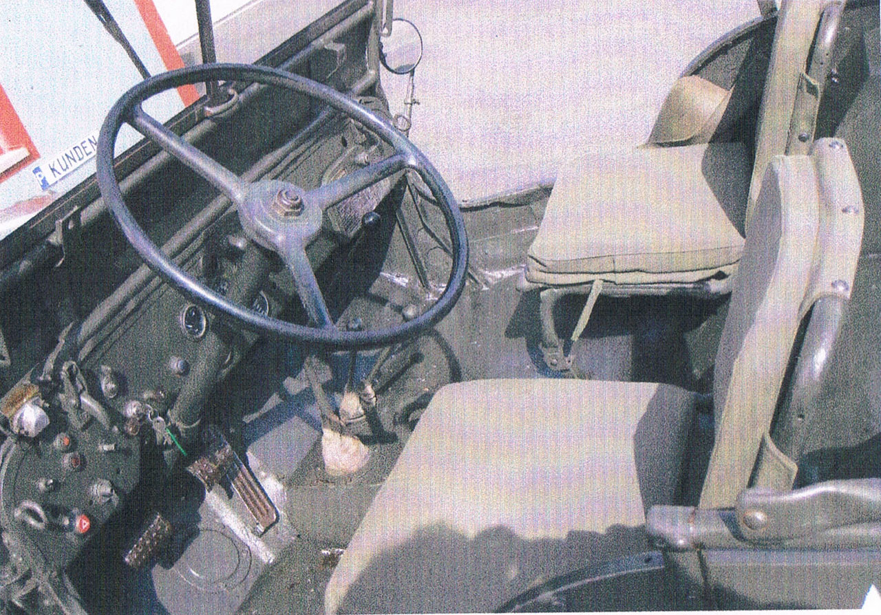 WILLYS Hotchkiss M 201